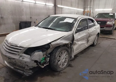 2008 Chrysler Sebring Touring z USA, uszkodzony, nr VIN 1C3LC56KX8N128596